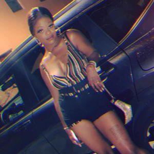 Meet your Posher, Mimi